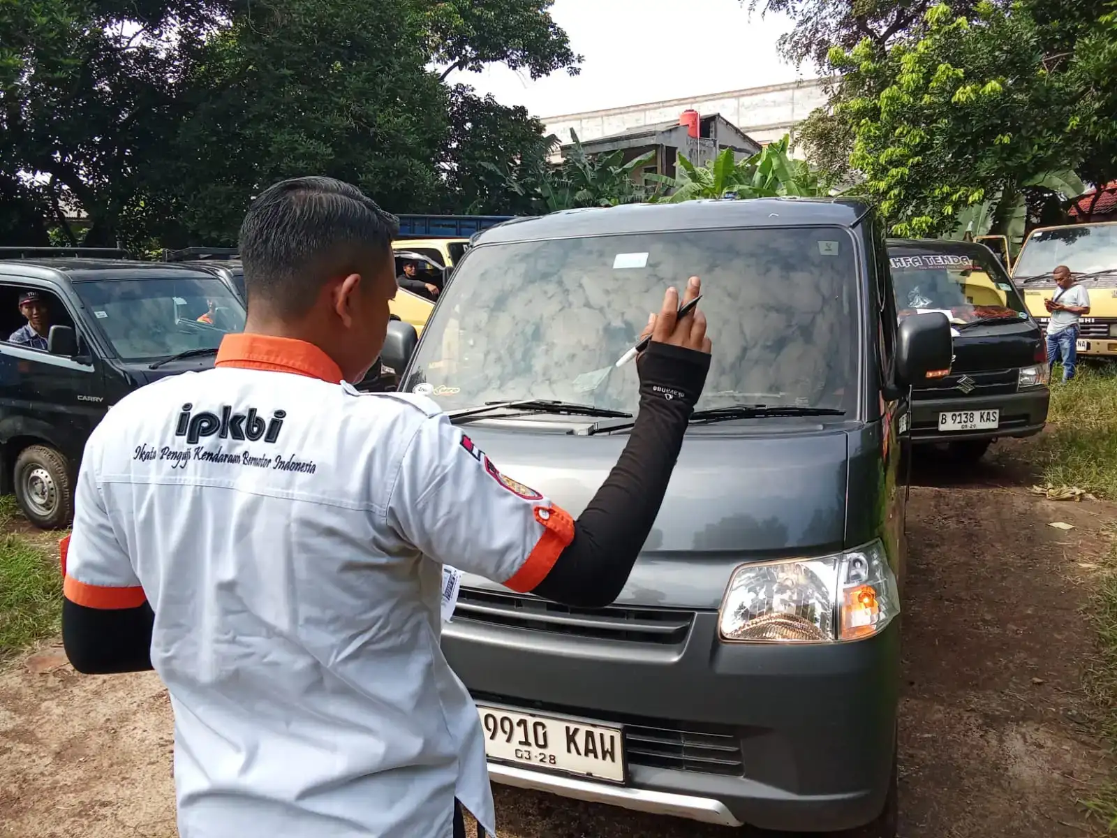 Pelayanan Kir Keliling Dishub Kota Bekasi, Petugas Ketat Periksa Kondisi Kendaraan